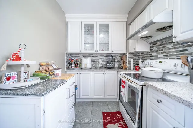 Additional image 13 of 131 Mcmurchy Ave