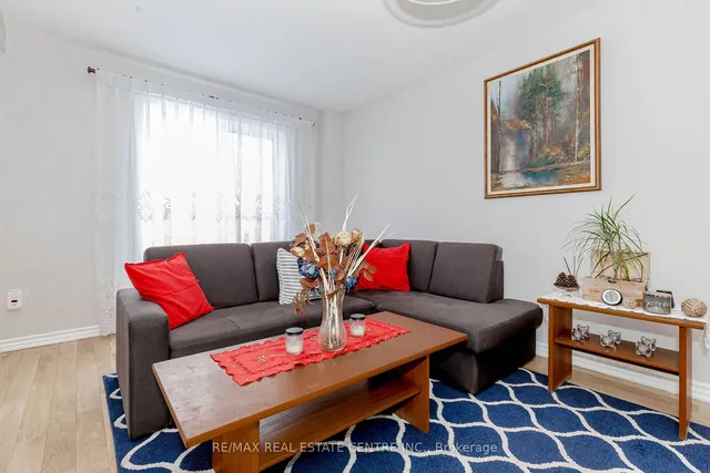 Additional image 12 of 4155 Dursley Cres