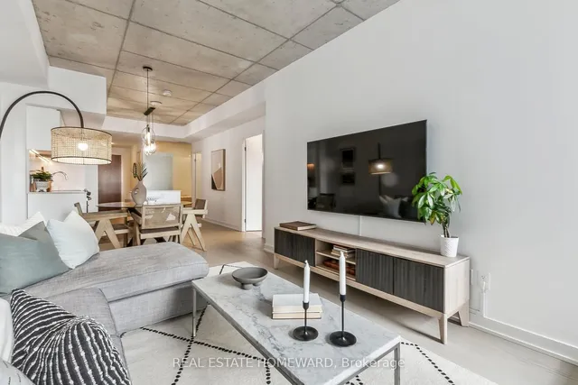 Additional image 4 of 665 Queen St Unit 211