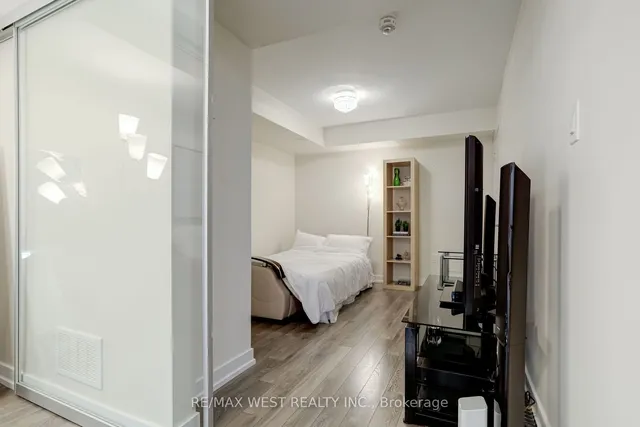 Additional image 24 of 2315 Sheppard Ave W Unit 43