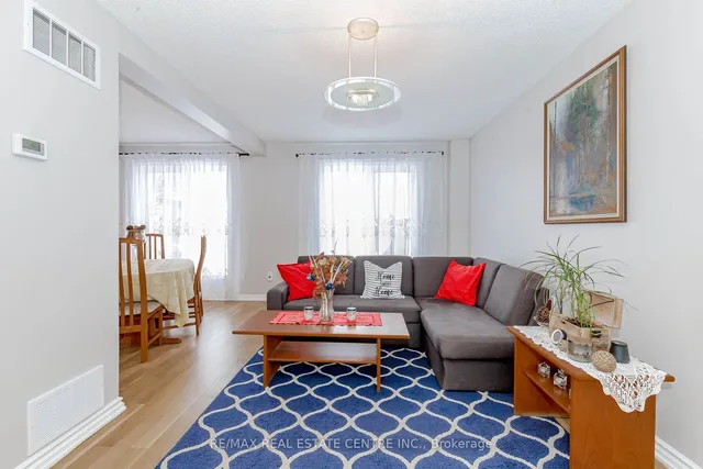 Additional image 11 of 4155 Dursley Cres