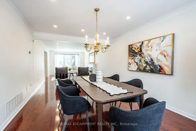 Additional image 10 of 2049 Country Club Dr