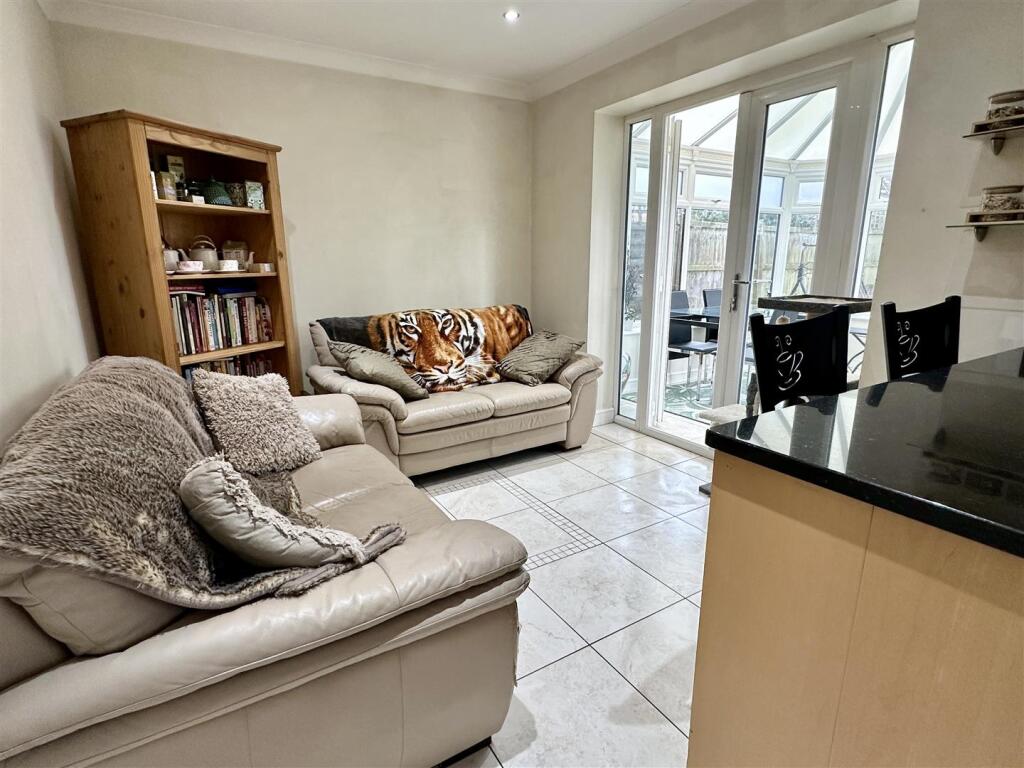 Additional image 9 of Johns Close, Studley