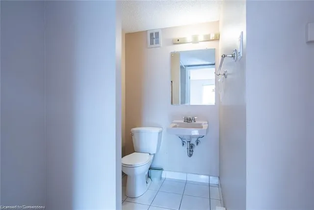 Additional image 25 of 71 Vanier Dr Unit 211