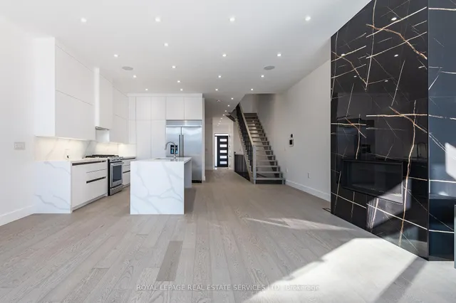 Additional image 11 of 241A Evelyn Ave