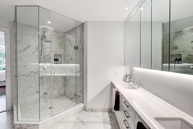 Additional image 19 of 1 Edgewater Dr Unit 212