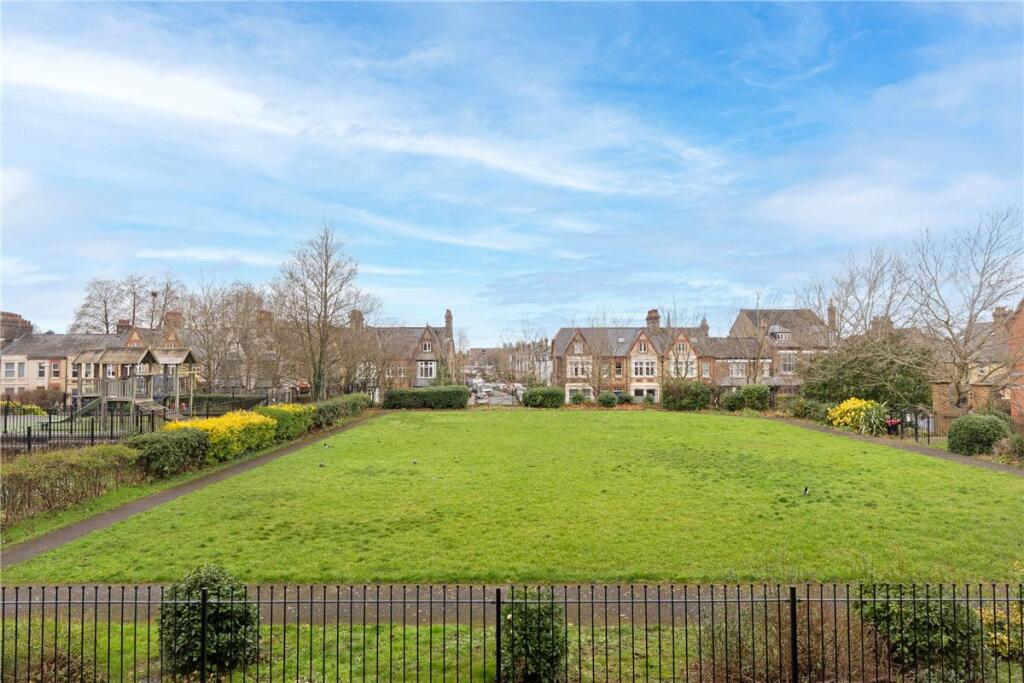 Additional image 11 of Ravensworth Gardens, Cambridge, CB1