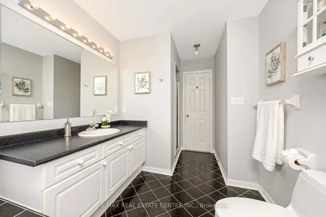 Additional image 25 of 468 Trudeau Dr