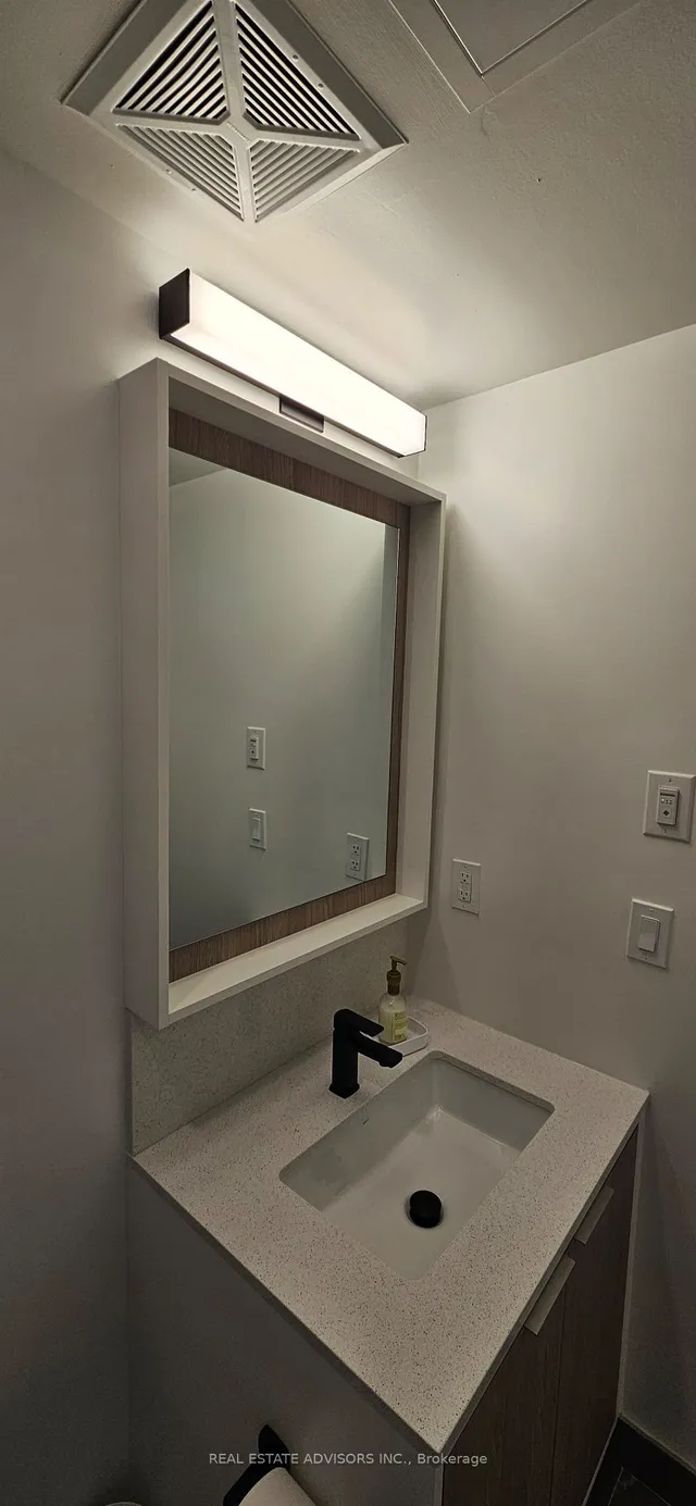 Additional image 10 of 36 Zorra St Unit 502