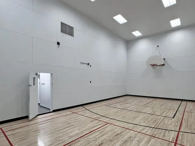 Additional image 5 of 1001 Bay St Unit 701