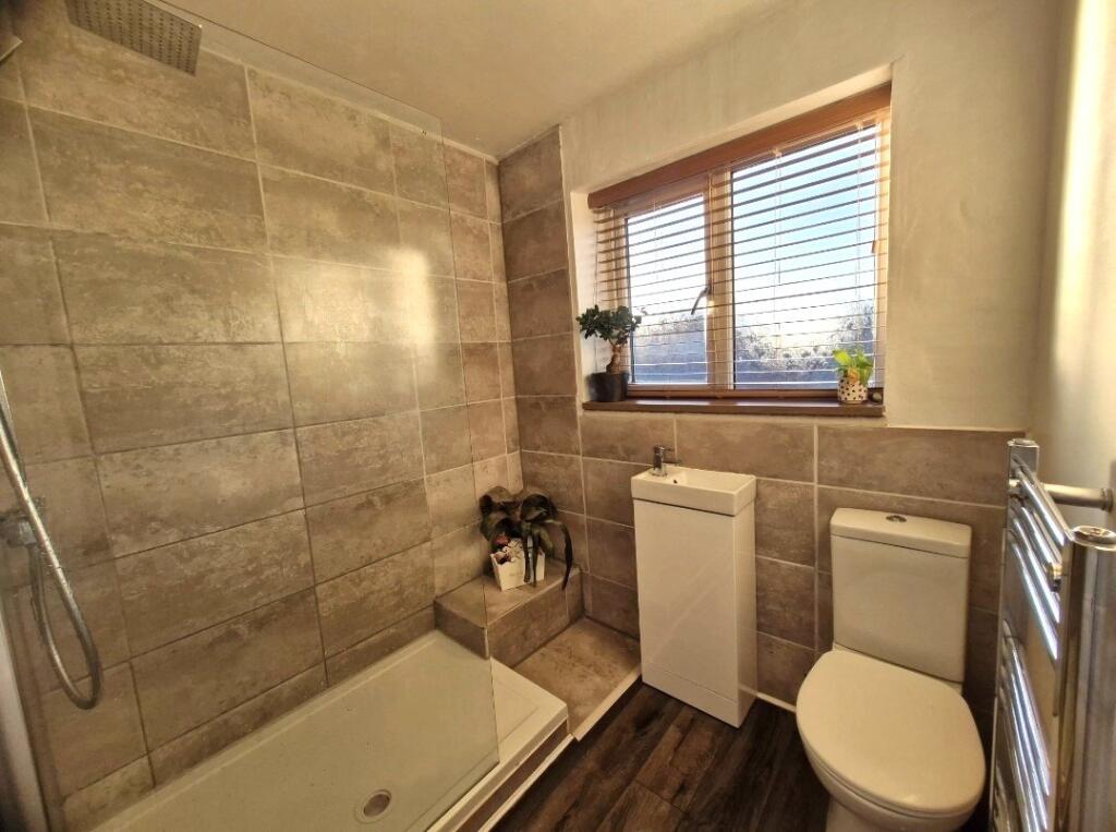 Additional image 11 of Shirley Avenue, Gomersal, West Yorkshire, BD19