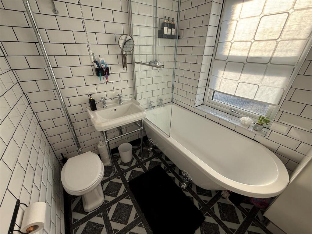 Additional image 23 of Woodland Road, Halesowen