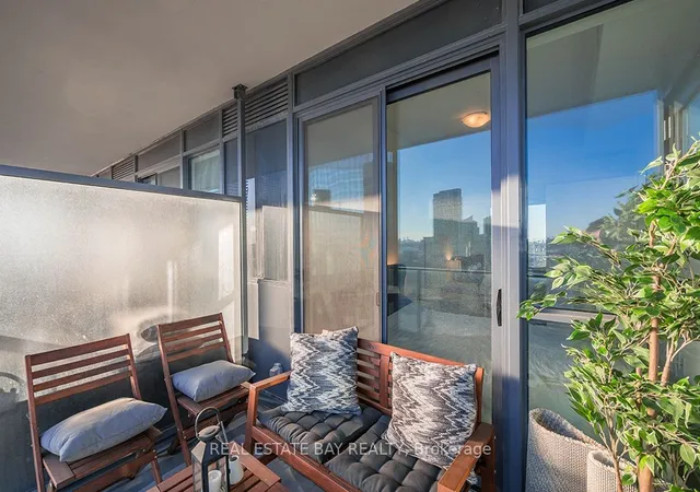 Additional image 24 of 10 Park Lawn Rd Unit 1408