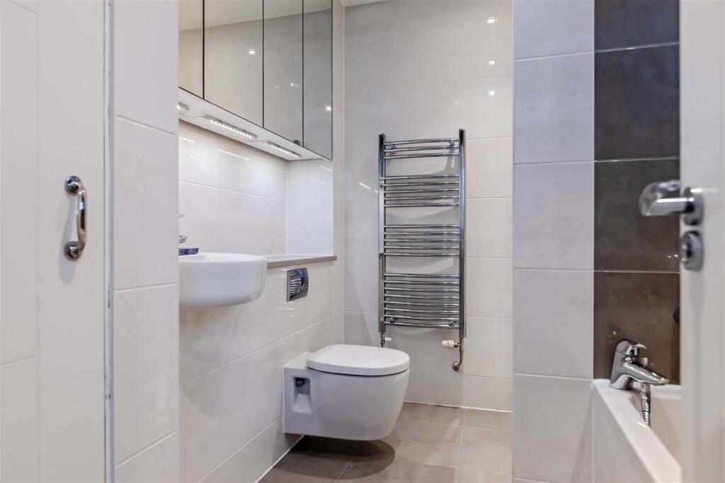 Additional image 8 of West Parade, Worthing, BN11 5EF