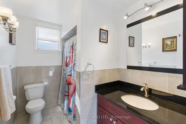 Additional image 15 of 14 Maxim Cres