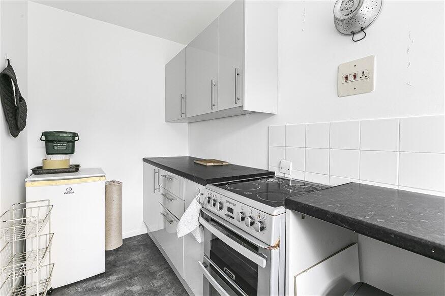 Additional image 7 of Milton Road, Harpenden, AL5