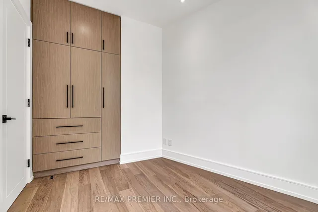 Additional image 22 of 5 Wadsworth Blvd