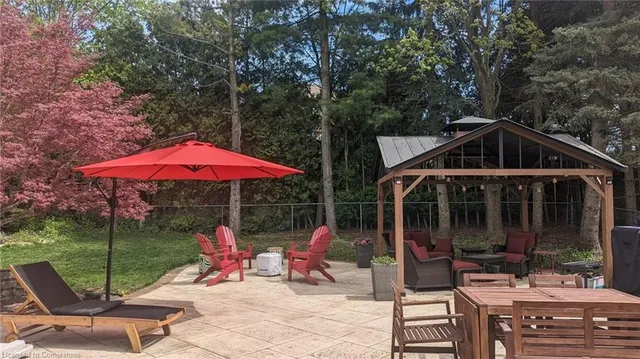 Additional image 41 of 20 Iris Cres