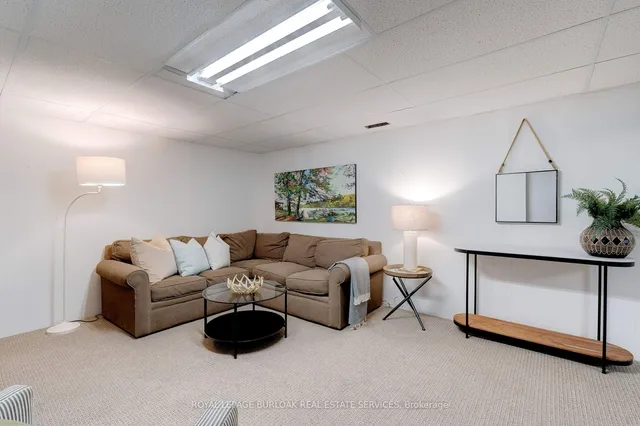 Additional image 31 of 241 Glen Afton Dr