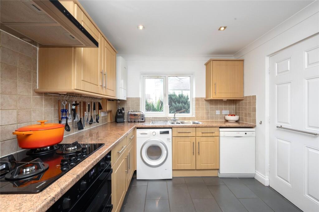 Additional image 11 of Roundstone Lane, Angmering, Littlehampton, West Sussex, BN16