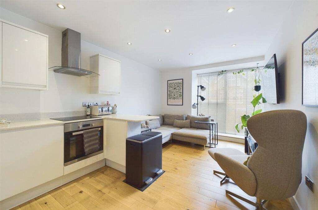 Additional image 6 of Restormel Lodge, 46-48 Southbourne Grove, Bournemouth, Dorset, BH6