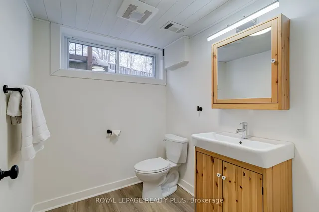 Additional image 30 of 15 Mossford Crt