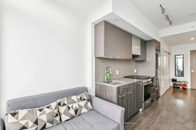 Additional image 13 of 251 Jarvis St Unit PH12