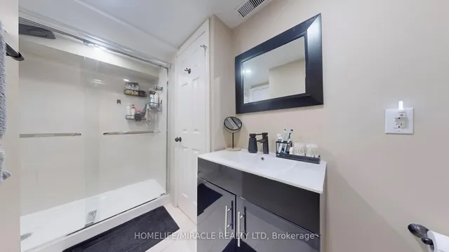 Additional image 38 of 118 Wexford Rd