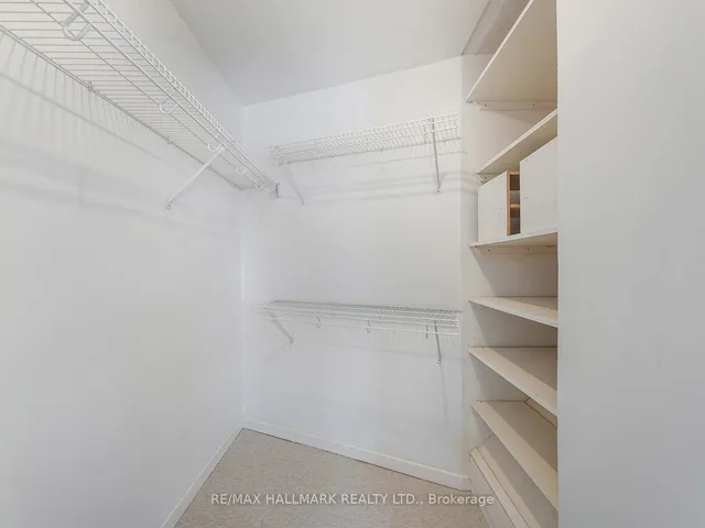Additional image 26 of 49 Dearbourne Ave