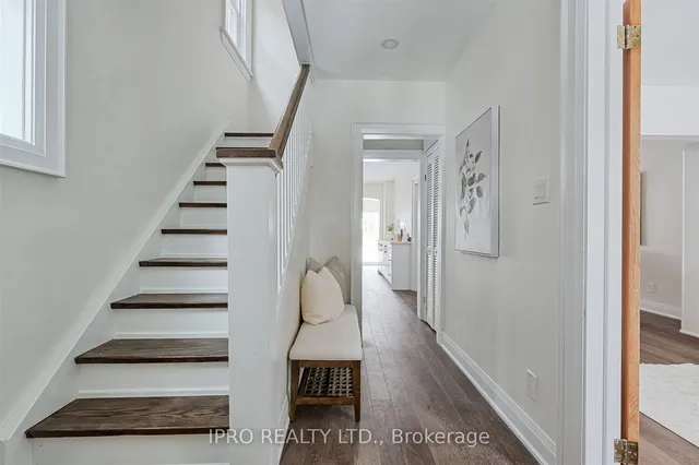 Additional image 16 of 20 THORNHILL Ave