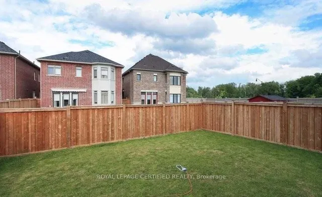 Additional image 37 of 3 Lower Thames Dr