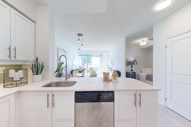 Additional image 27 of 125 Western Battery Rd Unit 2709