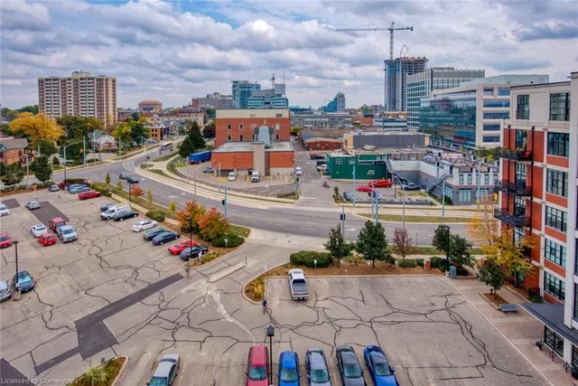 Additional image 32 of 404 King St Unit 610