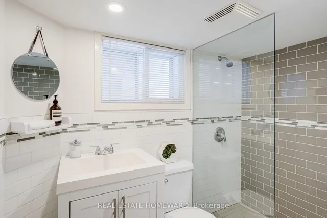 Additional image 36 of 428 Victoria Park Ave