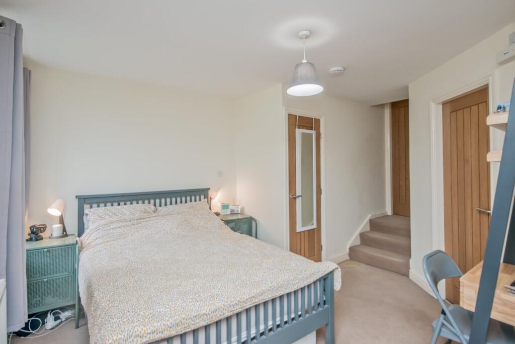 Additional image 10 of Latham Lane, Gomersal, Cleckheaton, BD19