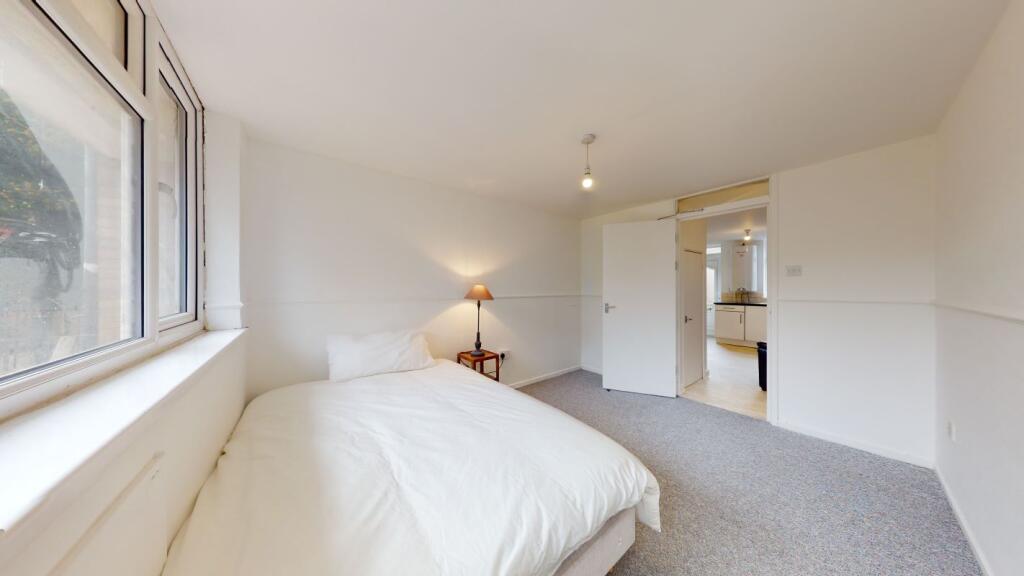 Additional image 4 of 118A Round Wood, Llanedeyrn, Cardiff, CF23 9PJ