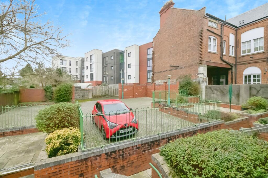 Additional image 12 of Dock View Road, BARRY