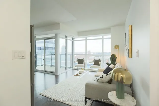 Additional image 5 of 400 Adelaide Ave Unit 2104