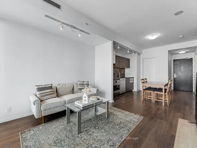 Additional image 6 of 125 Peter St Unit 1604