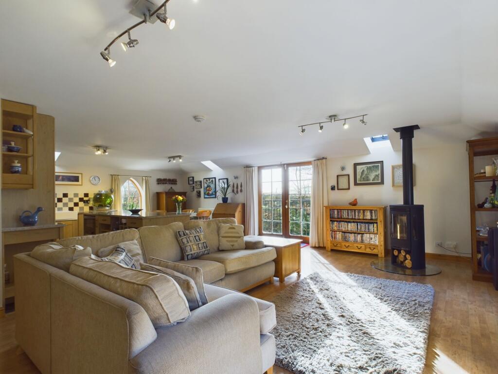 Additional image 10 of Dyce, Cothal, AB21