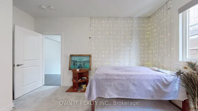 Additional image 39 of 74 Merlin St