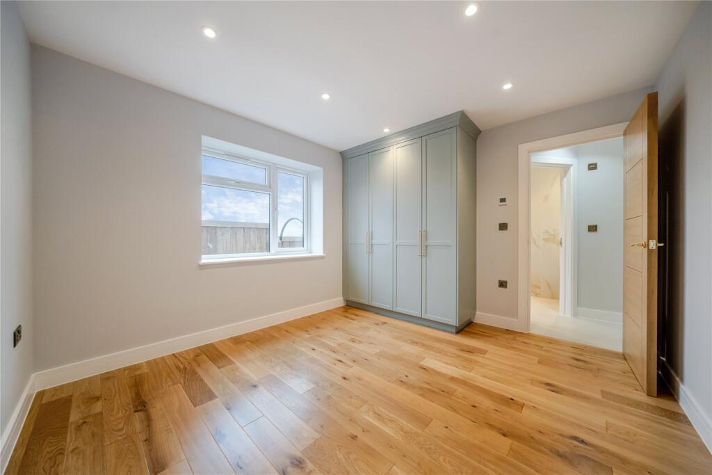 Additional image 20 of Downs Avenue, Chislehurst