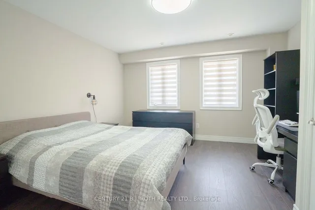 Additional image 15 of 1812 Burnhamthorpe Rd Unit 01