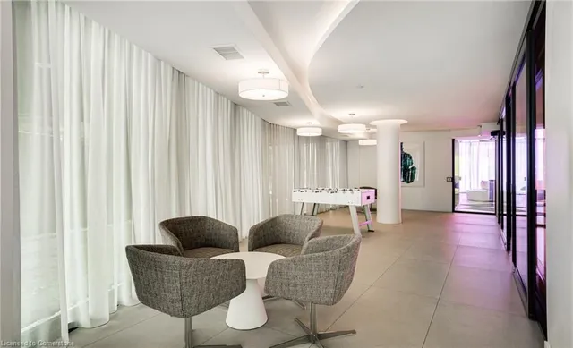 Additional image 28 of 3210 Dakota Common Unit A613