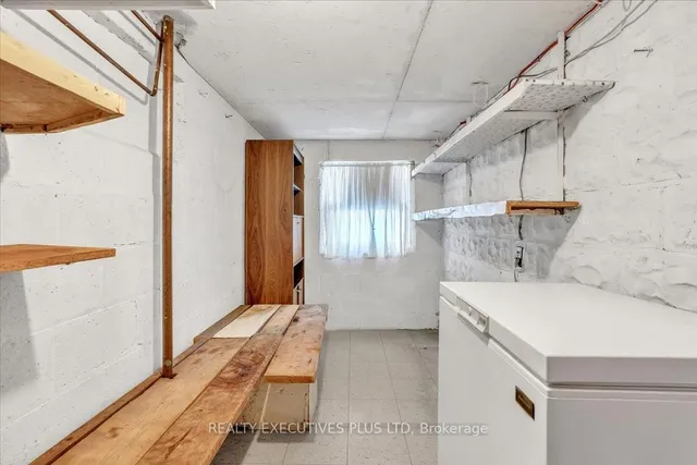 Additional image 33 of 30 Venn Cres