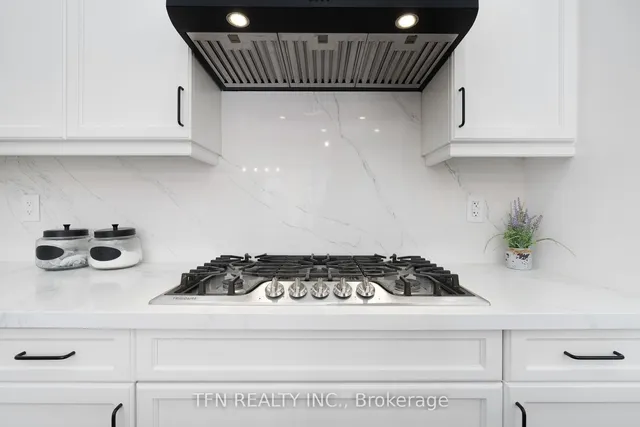 Additional image 8 of 541 Kennedy Circ