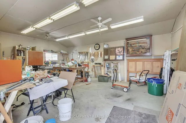 Additional image 39 of 3099 Northview Cres