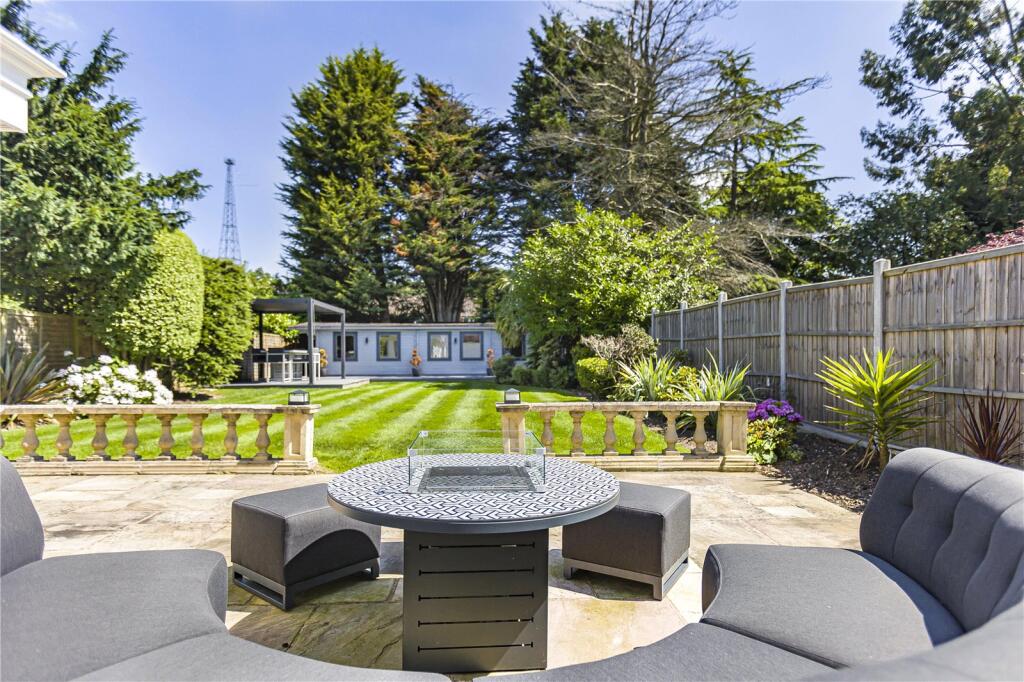 Additional image 23 of Pine Grove, Brookmans Park, Herts, AL9