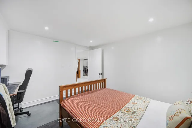 Additional image 28 of 40 Tealham Dr