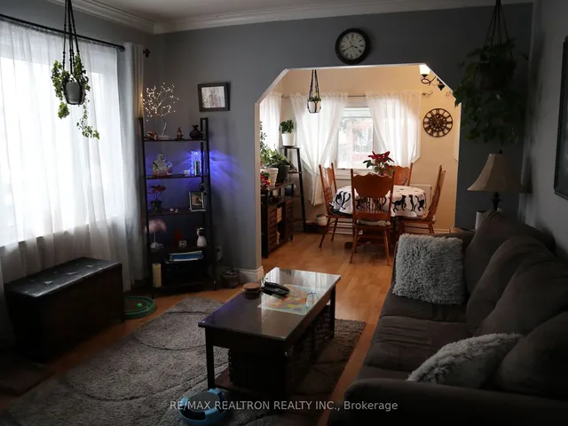 Additional image 12 of 153 Pitt Ave